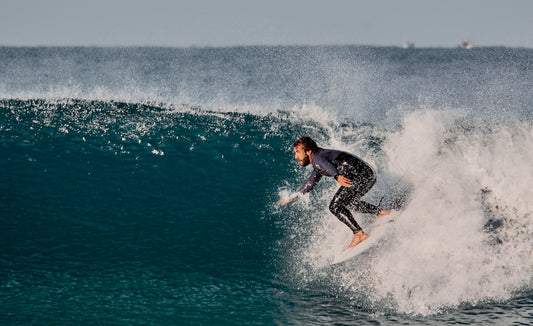 Surfing with surf grips